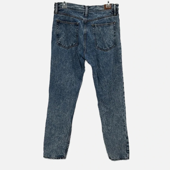 Urban Outfitters Dad Slim Taper Fit Jeans - Size 30x32 - Picture 3 of 9